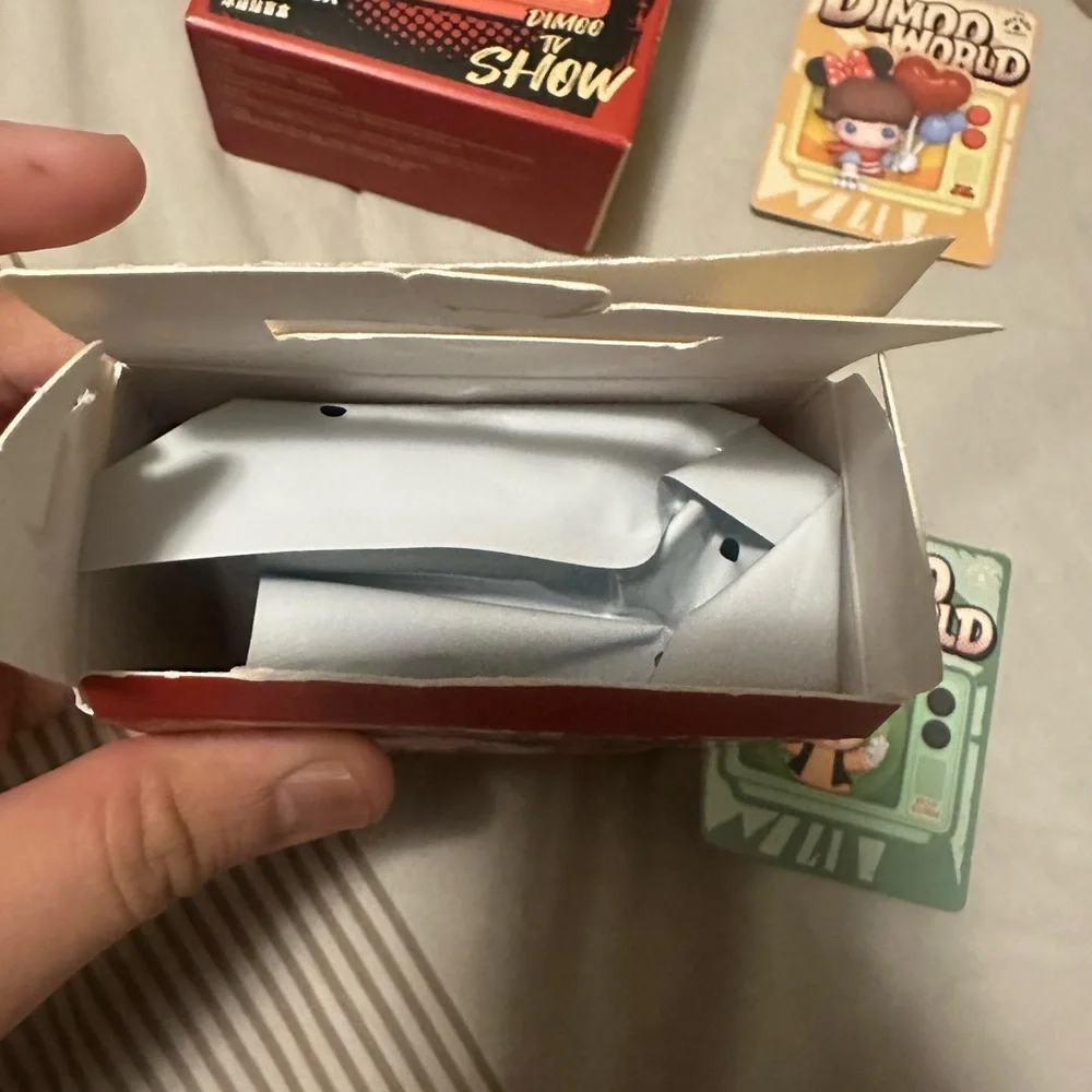 Dimoo World Fridge Magnet Blind Box - Picture 2 of 3